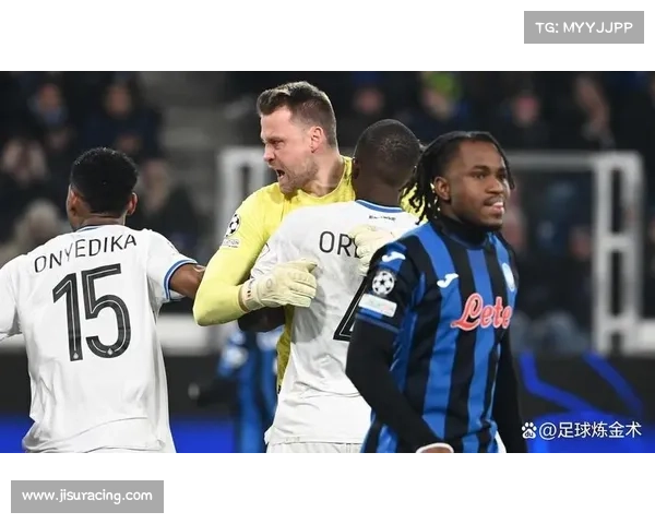 吉姆西蒂绝杀后跪地怒吼,亚特兰大全队狂欢